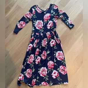 Floral Navy MIDI dress Medium